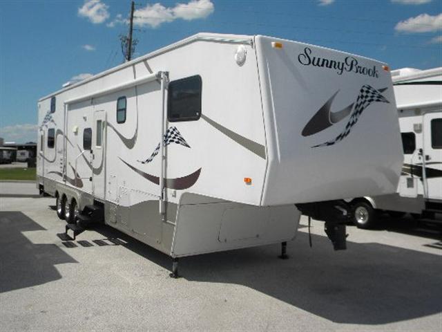 Used 2006 Sunnybrook Sunnybrook 39SURV Fifth Wheel Toyhauler For Sale